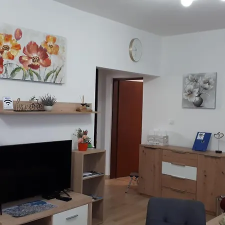 Apartament Marija *